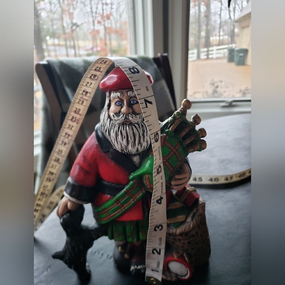 Scottish Santa  - Picture 3 of 4